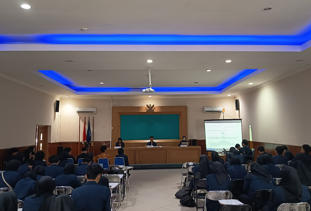 Suasana Sidang Intern I DPM FMIPA UNESA